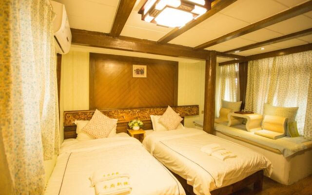 Mufu Bieyuan Hostel