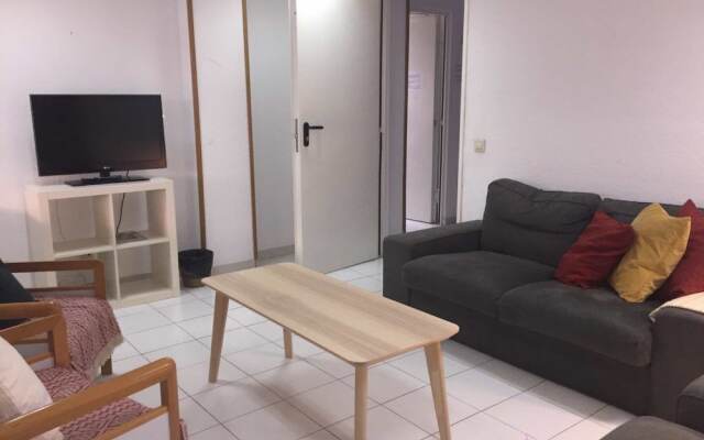Résidencia Universitària Pare Claret - Hostel