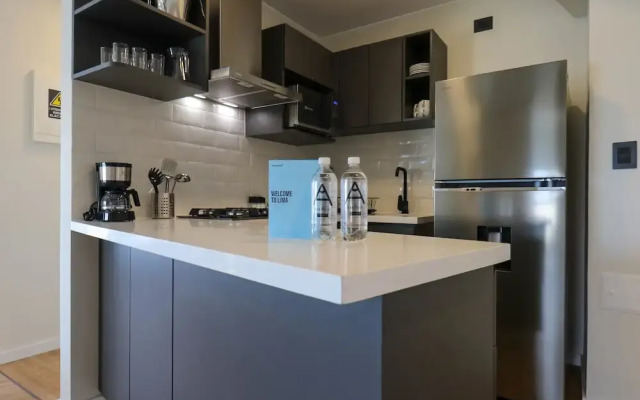 w Elegant 2BR With Balcony in San Isidro