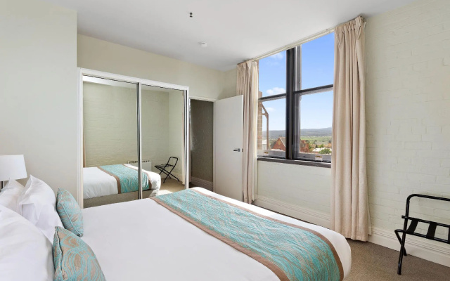 Launceston Central Apartment Hotel