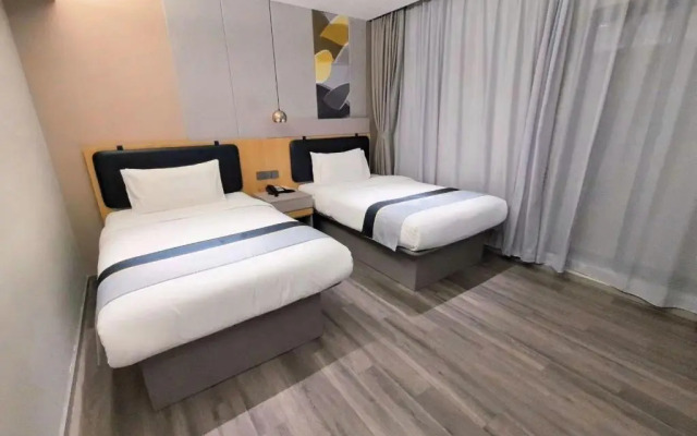 Motel168 Jia Ding Bo Le Inn