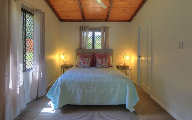 RondayVoo Bed & Breakfast