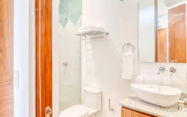 304 Amena Romantic Jungle PH w/ Private Pool & Gym