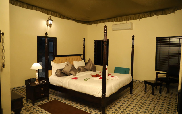 The Pench International