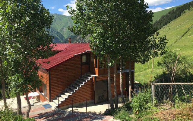 Yüce Apart Pansiyon