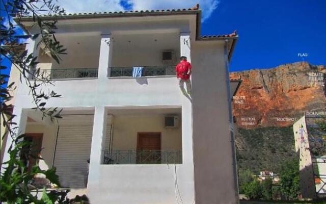 "Action" House in Leonidio 4-beds