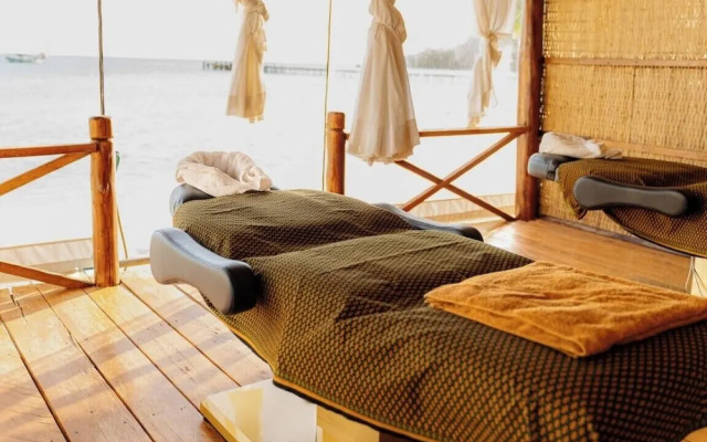 Golden Beach Resort