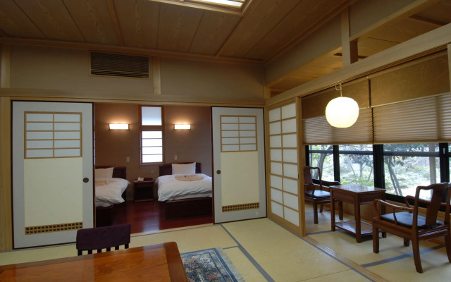 Yufuin Baien Garden Resort