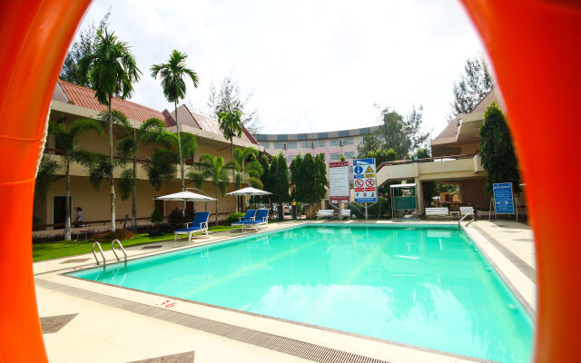 City Golf Resort Hotel