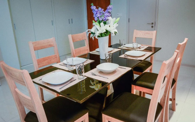 Saigon City View Apartment & Pool