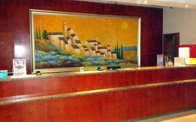 Hanting Hotel Wuhan Jiangtan Park