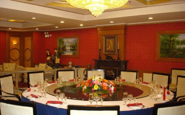 Jinjiang Grand Hotel