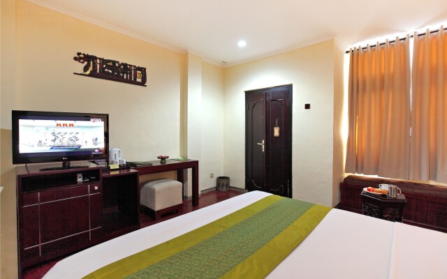 Adi Dharma Hotel Legian