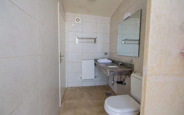 Dana Guest House
