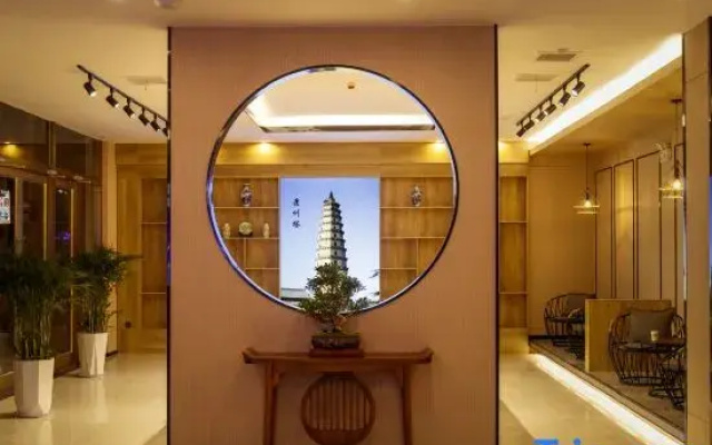 Yijia 365 Chain Hotel (Jingxin Street Store, Jingxian County)