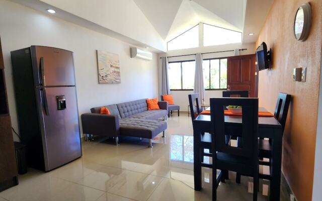 Casa Naranja Jungle Villa