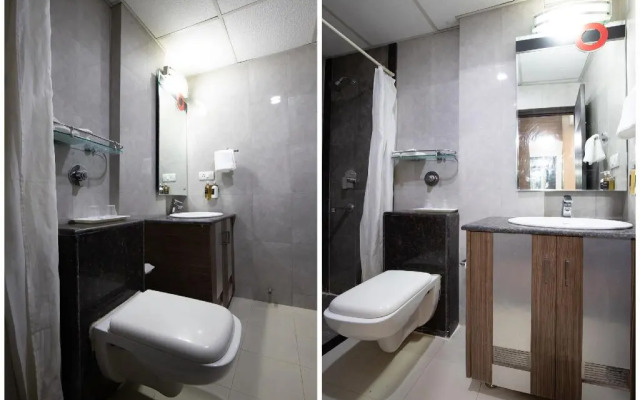 Cafe 8 by OYO Rooms