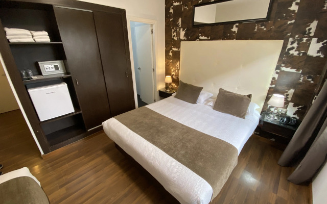 Alvear Hotel