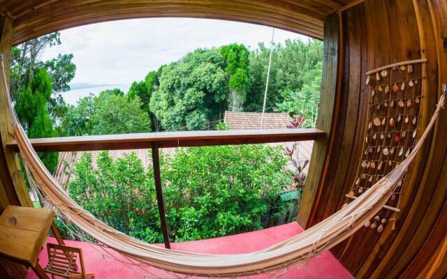 Sunset Strip Eco Hostel