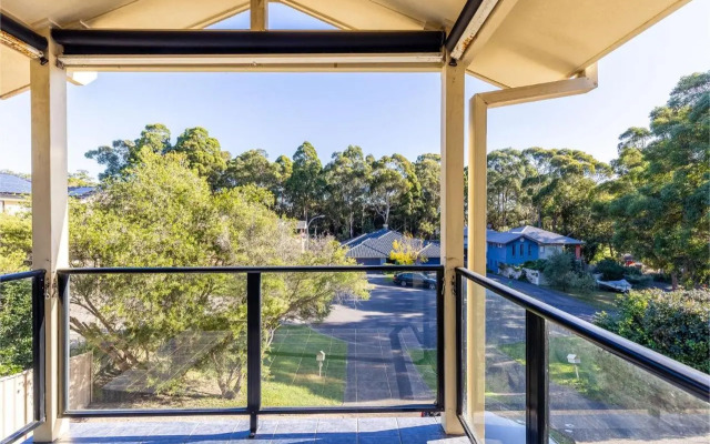 The Seahorse 3a Seahorse Close