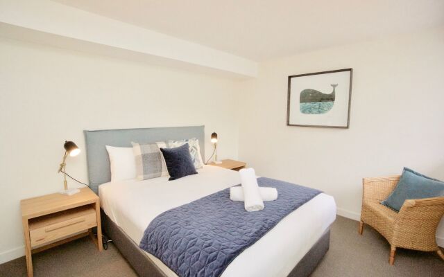 Lornebeach Apartments