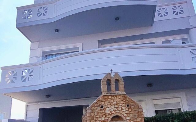 Villa Aphrodite with sea & mountain view