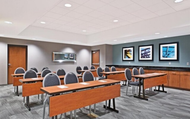 Hampton Inn & Suites North Huntingdon-Irwin