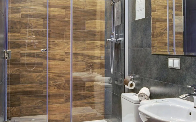 Poet Art Hotel