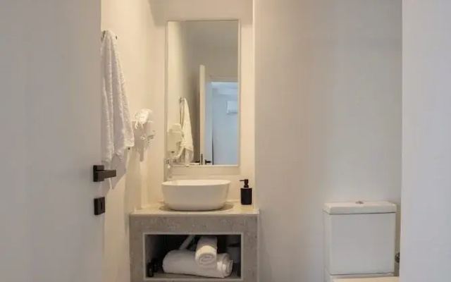 Griffin Suites
