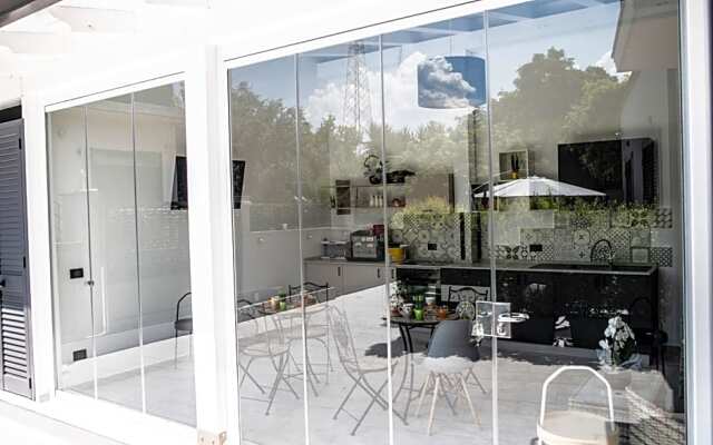 B&B Makari Holiday Home