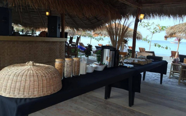 Mary beach Bungalows