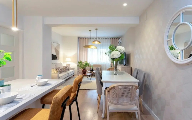 Exclusive apt 3rooms in Granda. Martinez Campos II