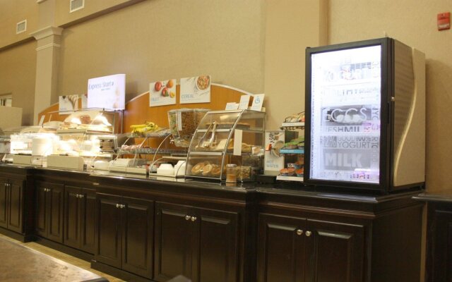 Holiday Inn Express Hotel & Suites Crestview by IHG