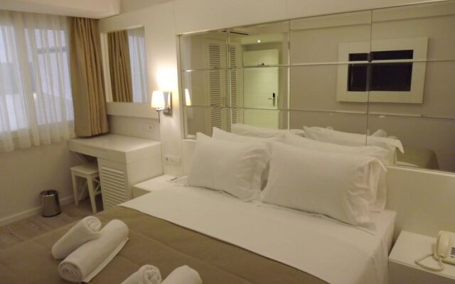 Alesta Residence