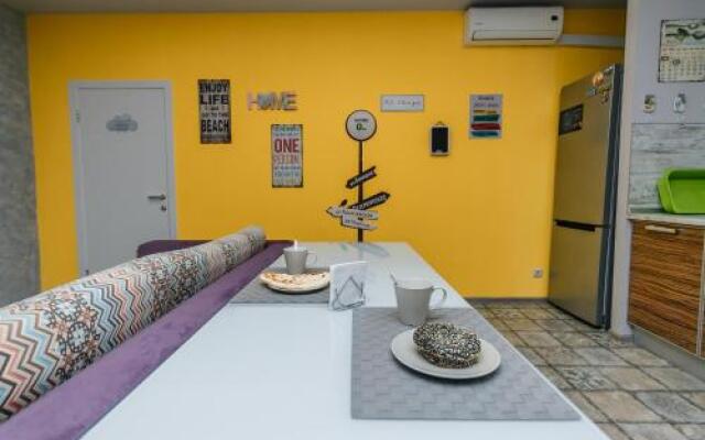 Hostel Svoi Ludi