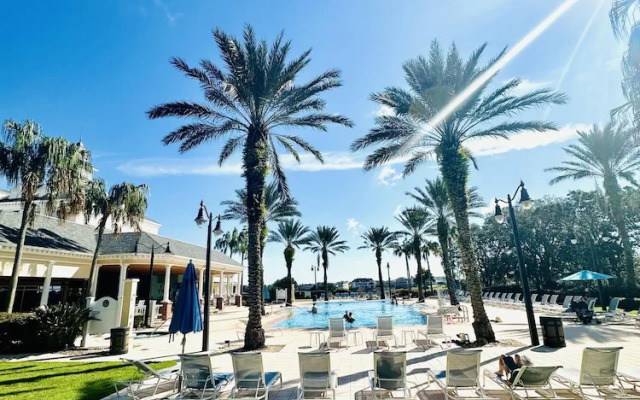 Beautiful Condo at Reunion