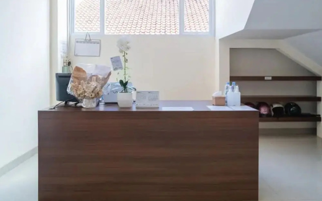 OYO 91327 Residence 38