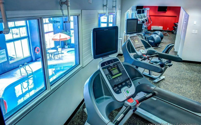 Radisson Hotel & Suites Fort McMurray