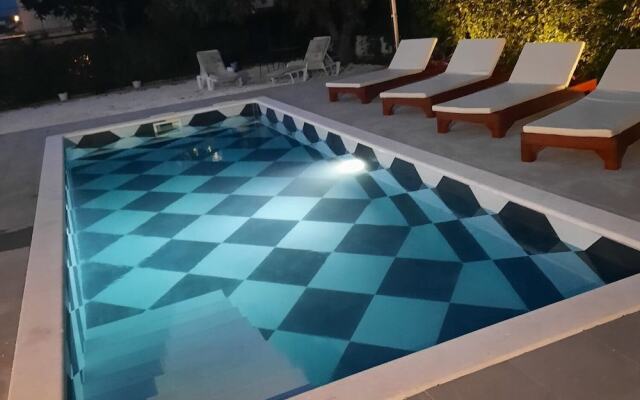 Holiday Home Nino With Amazing Swimming Pool