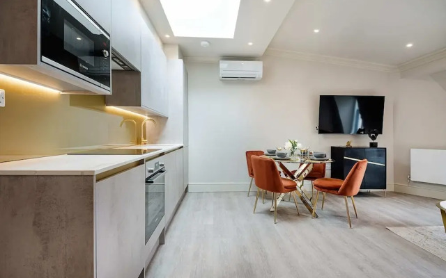 Marble Arch Suite 9-hosted by Sweetstay