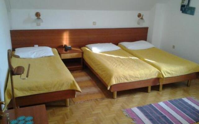 Guest House Arvaj