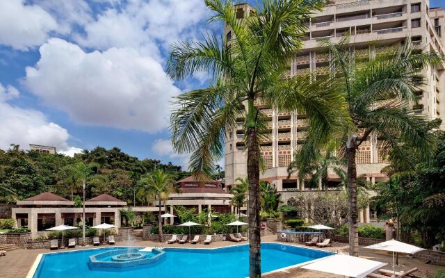 Hilton Yaounde