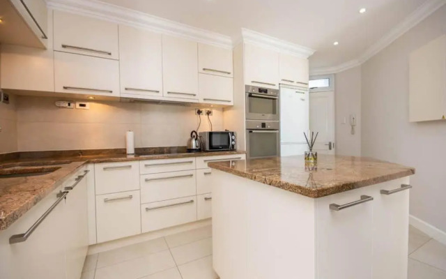 Oceanfront Panoramic Beach View