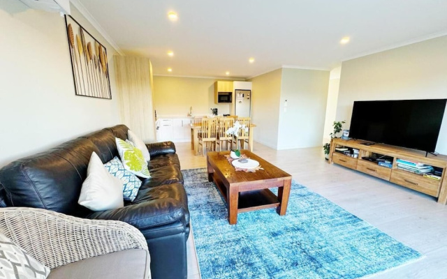 April Three Bedroom Apartment – Guest Rooms – Lake Tekapo