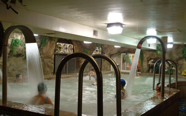 Green City Hotel