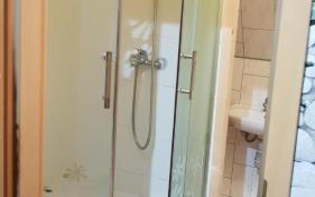 Chata-Bieszczady -domki i pokoje