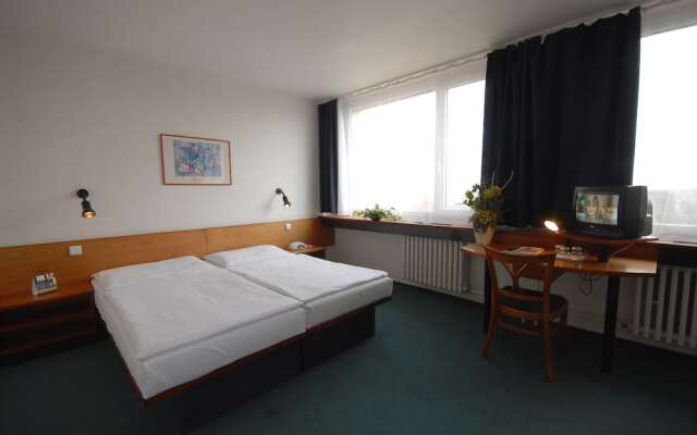 Hotel Fortuna West