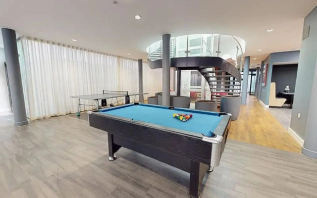 Student Only Will Wyatt Court