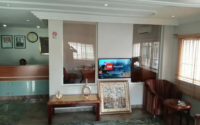 Le Ville Hotel and Suites