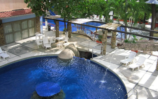 Hotel Delfines Acapulco by NG Hoteles